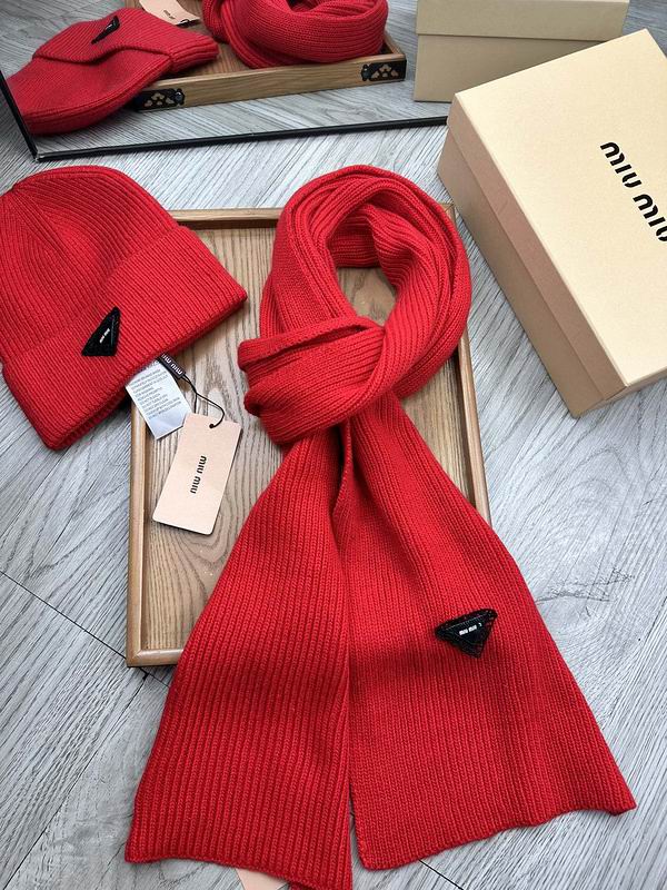 Prada Beanie & Scarf Set ID:20231027-186